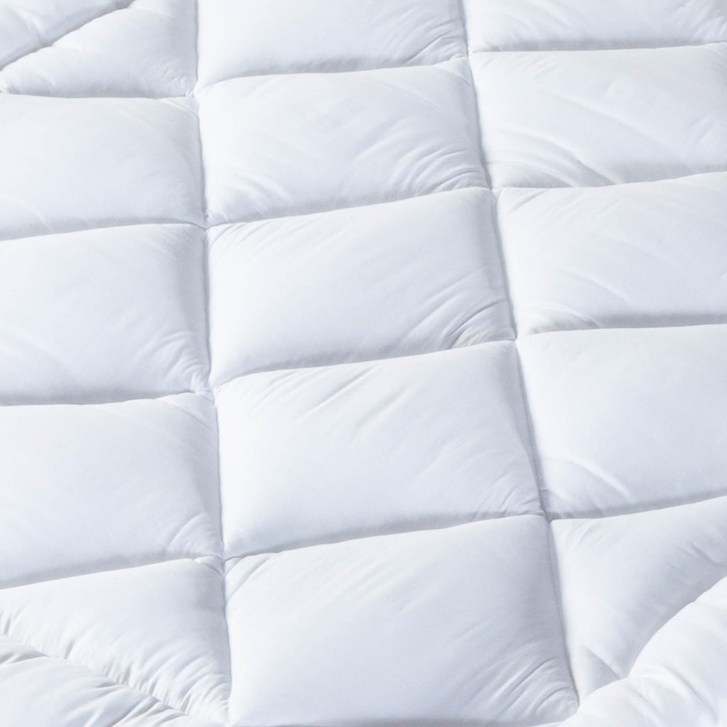 Pillow Top 400 Fios Toque de Plumas Casa Dona (Solteiro)